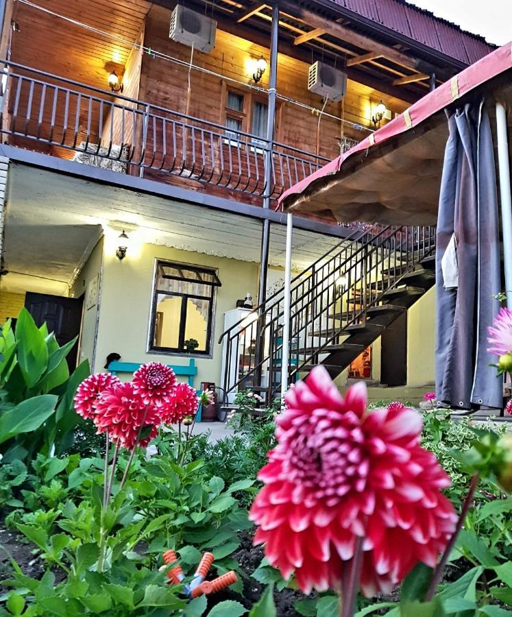 Эко-Отель Гагра Gagra Exterior foto
