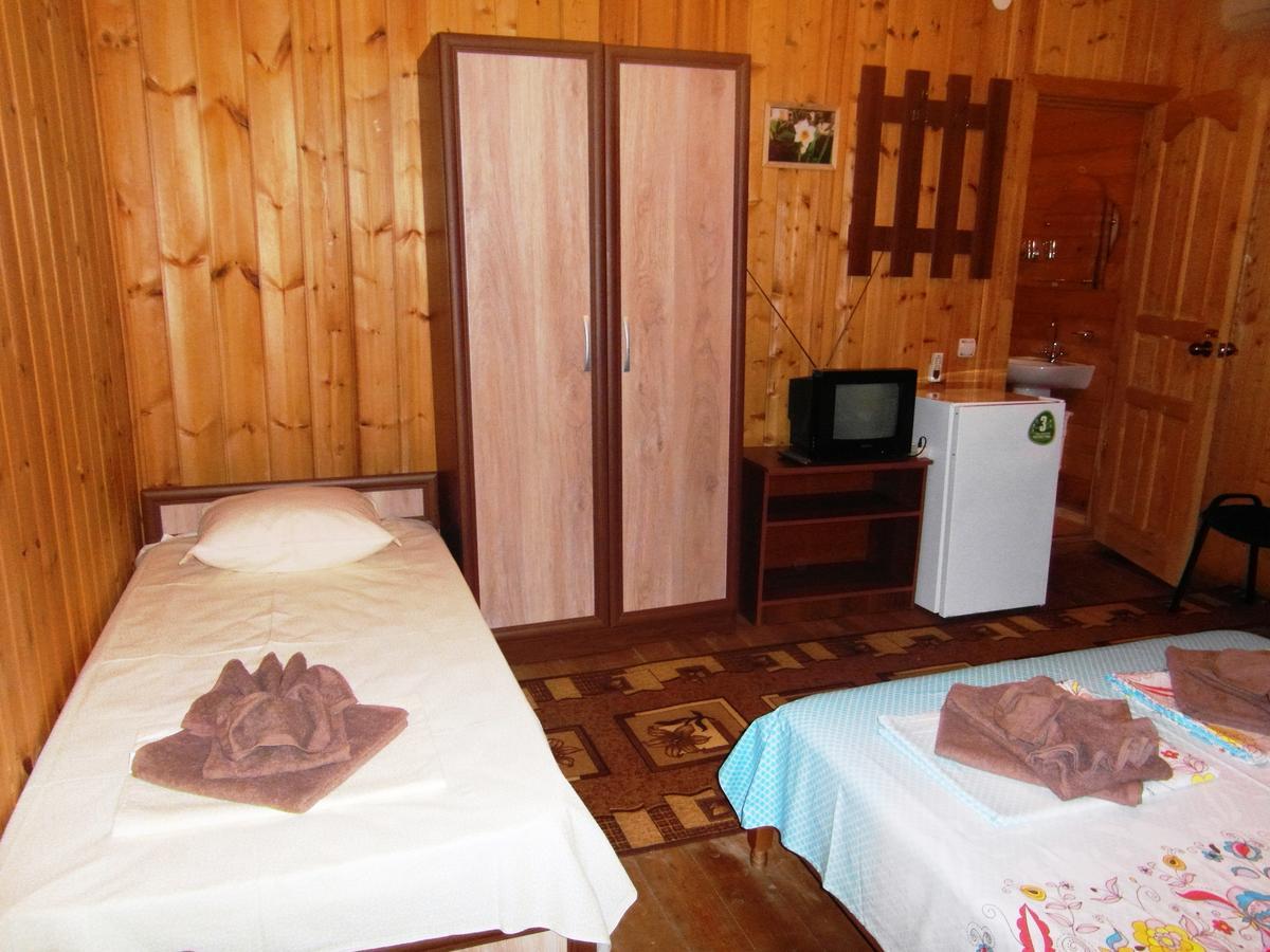 Эко-Отель Гагра Gagra Exterior foto
